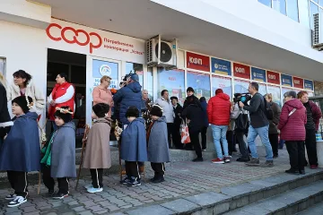 „Магазин за хората“ показа ефект още в първия ден