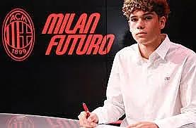 Сензационно: Българин в групата на Милан за Суперкупата