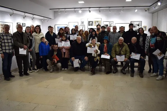 Творби на автори от цяла България бяха представени на „Осми салон на казанлъшките фотографи“