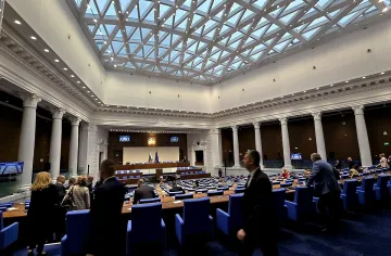 Депутатите решават за по-широк достъп до гъвкаво работно време