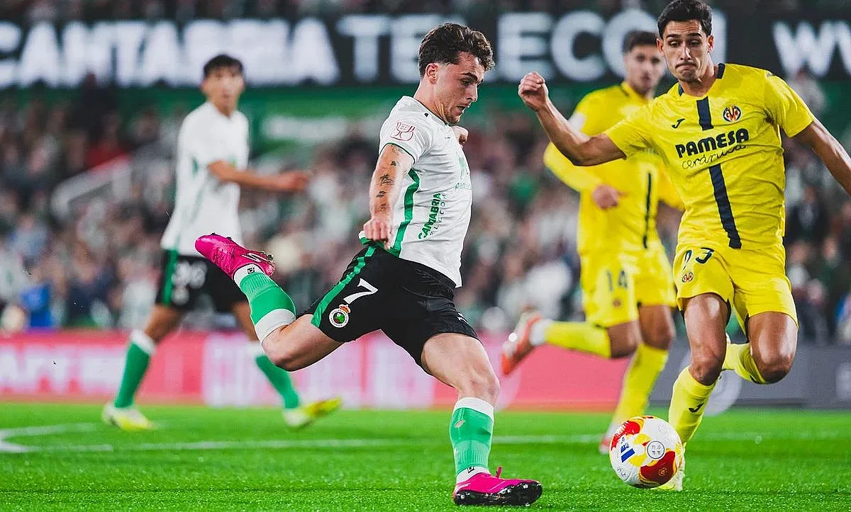 Пламен Андреев и Сантандер изхвърлиха Виляреал от Купата