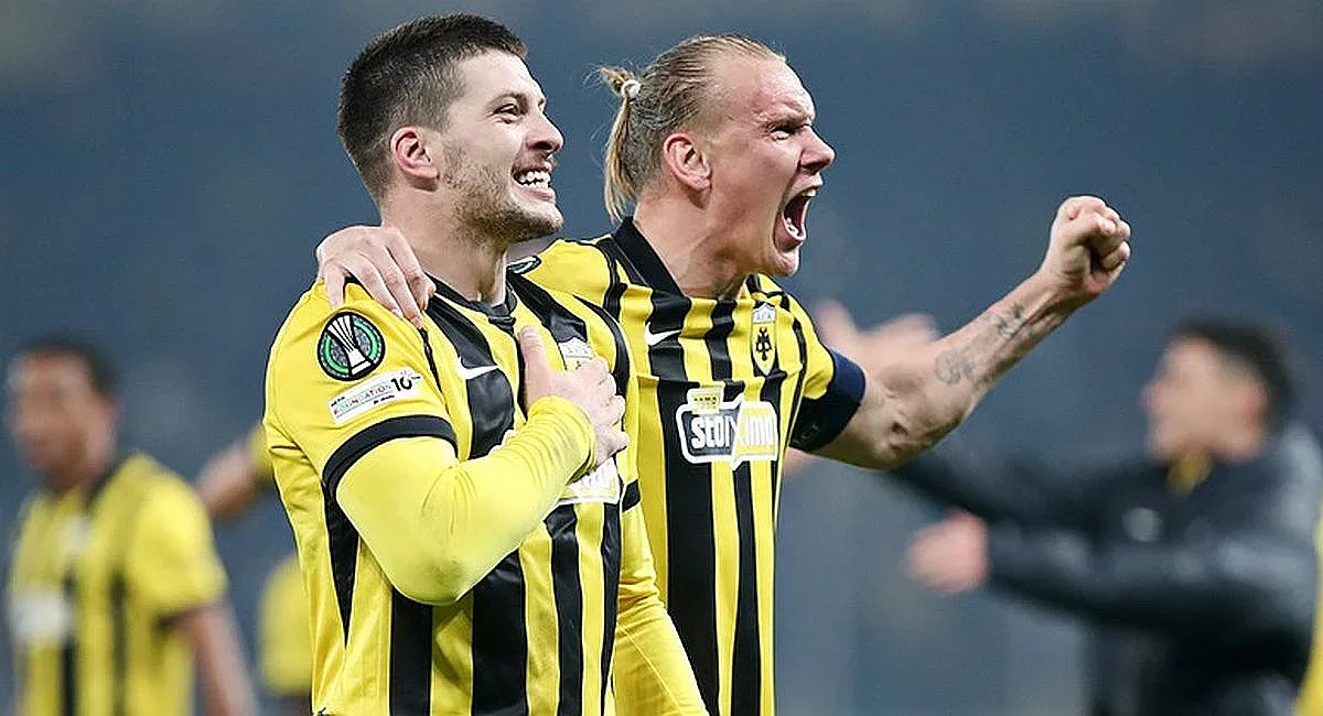 Инфарктен обрат вкара АЕК Атина в топ 3 на Лигата на конференциите