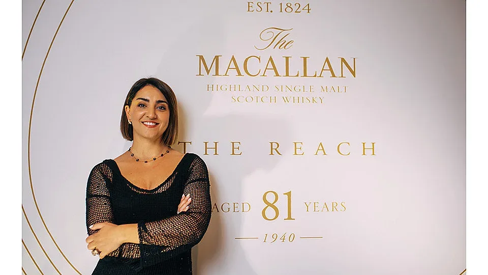 Бутилка от 81-годишното сингъл малц уиски The Reach на The Macallan бе продадена в България за 265 000 лв.