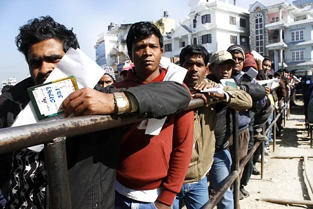 Удар отвън! Идват да бачкат за 1000 лева у нас