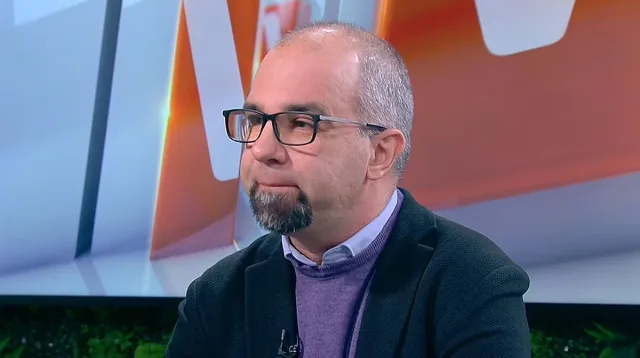 Отровен двойник вместо партия, илюзии вместо мнозинство