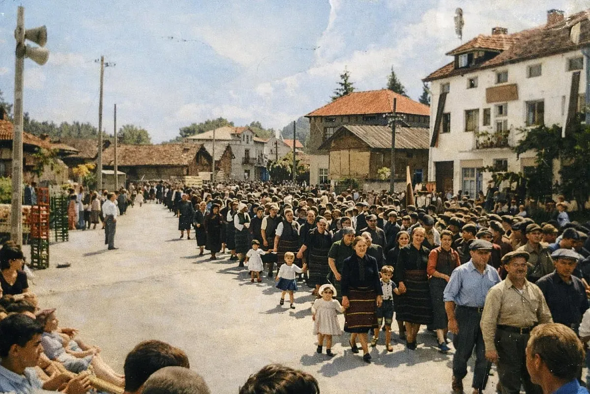 Старо Банско. Нямаше туристи, но имаше.....