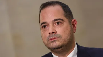 Калин Стоянов закова Демерджиев. Припомни му неудобна истина