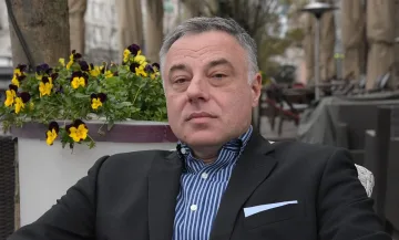 Това ли е човекът, който ще замени Вучич начело на Сърбия?