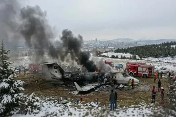Първа версия за либийския самолет. Пилотът ударил аларма