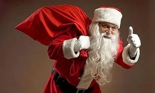 “Стандарт“ отвори чувала на Дядо Коледа: ТикТок за Борисов,  домова книга за Радев