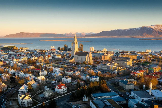 Докато у нас трупа сняг, в Исландия не вярват на очите си