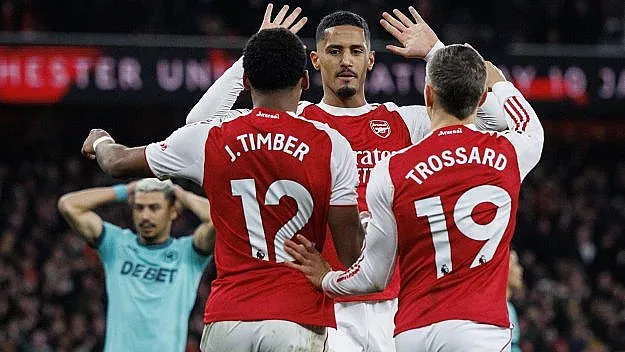 Арсенал ще рине трофеи