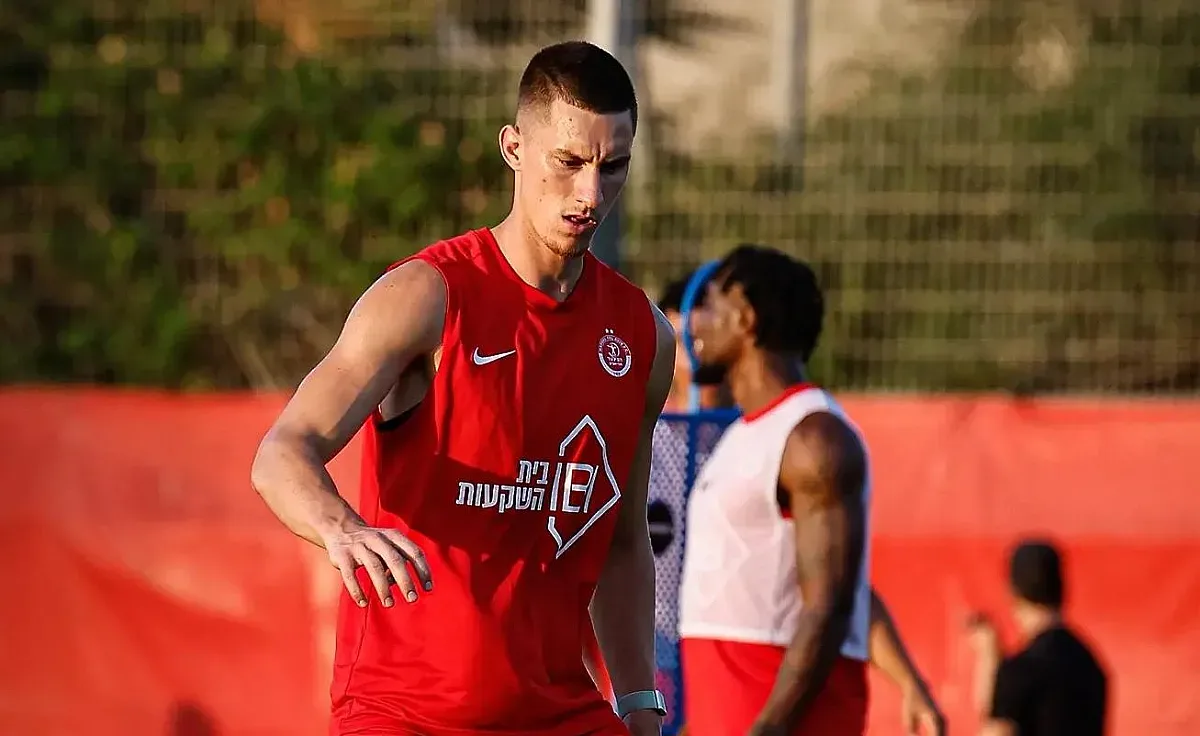 Андриан Краев поведе Апоел към осминафиналите