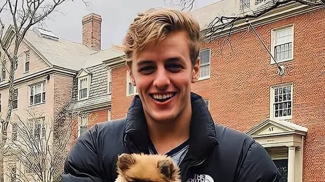 Младите дами полудяха. Най-желаният ерген /СНИМКИ/