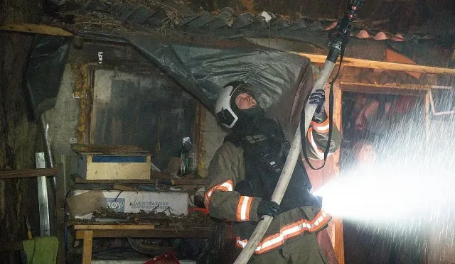 Взривове разтърсиха Одеса! Дронове от Черно море атакуват пристанището