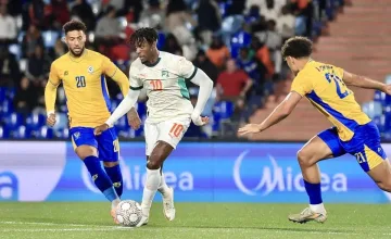 Кот д'Ивоар и Камерун оцеляха след драми и продължават напред