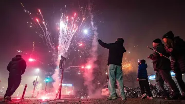 Фойерверки убиха германски тийнейджъри в празничната нощ
