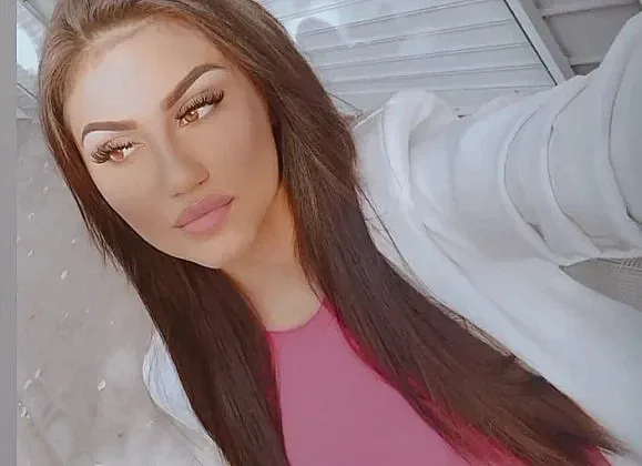 Пълна промяна с Дебора. Изглежда фантастично (СНИМКИ)