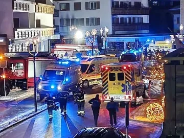 Горящо шампанско докара смъртта в Кранс Монтана. Зловещи подробности