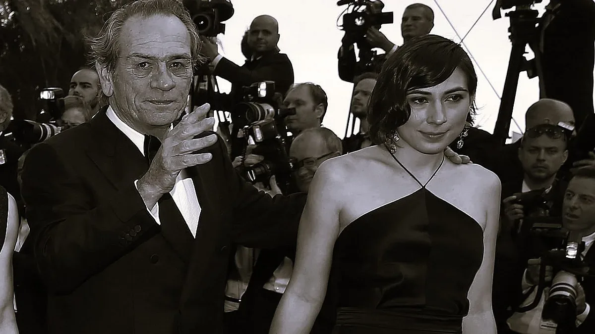 Томи Лий Джоунс с първи думи за трагедията