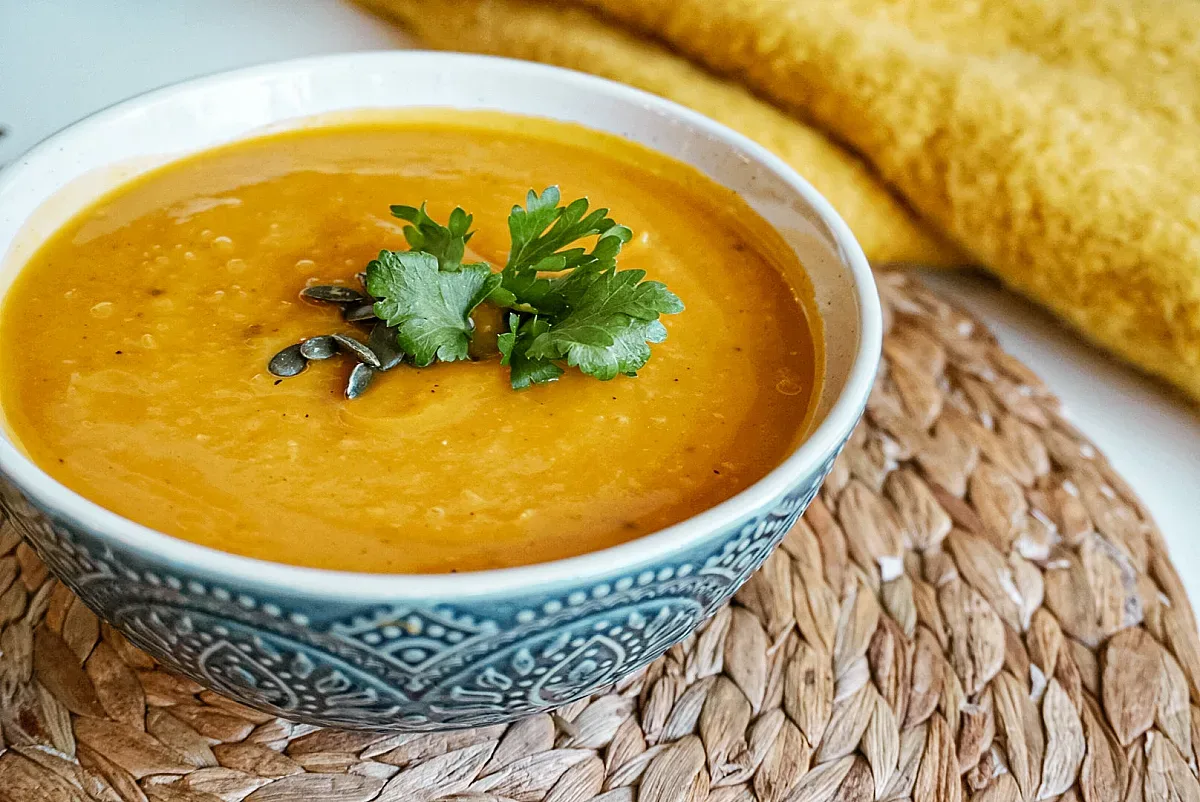 Супа от тиква с необичайна съставка - много вкусна и готова за 20 минути
