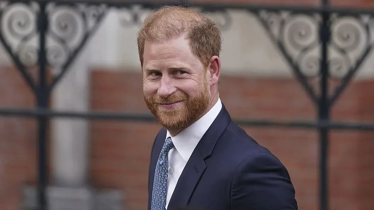 Медиите на Острова гърмят! Голяма победа за принц Хари