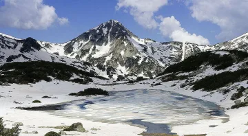 Вятър и топене на снега правят планините коварни