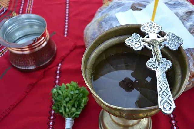 Попова Коледа. Черпят уникални имена