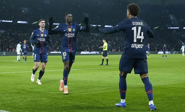 ВАР, дузпи и светкавичен удар. ПСЖ спечели нервното дерби на Париж