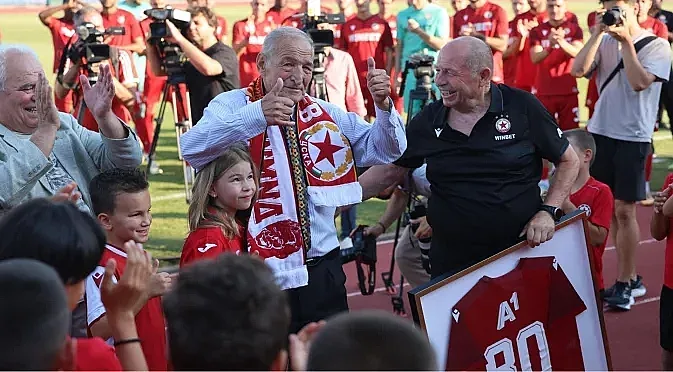 Бай Добри потъна в скръб. Разтърсващи думи за Пената