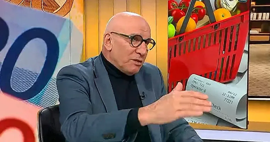 Изтеглят тонове стотинки от България. Хампарцумян предупреди за парите под дюшека