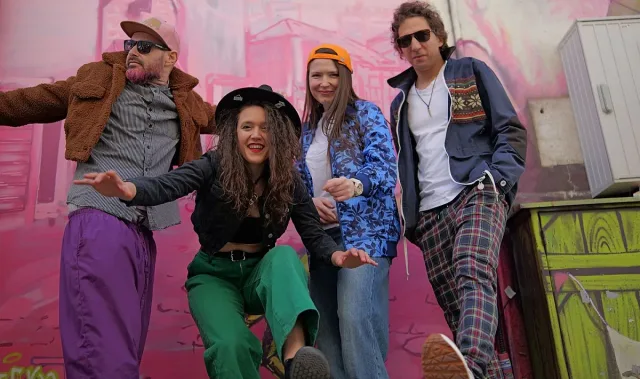 GREESH представя новия си албум на живо в София