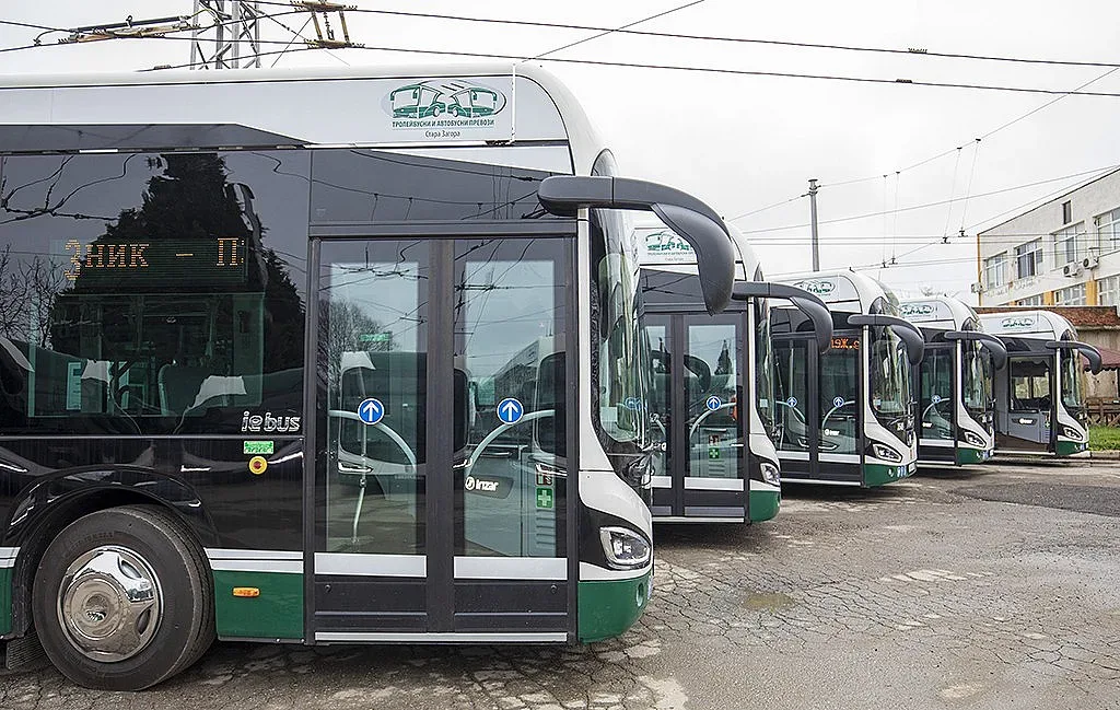 Плащане в лева и евро в градския транспорт и „Зелена зона“ в Стара Загора