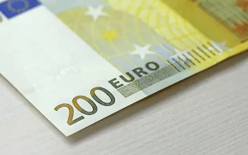 Внимавайте с тази банкнота! Търговци отказват да я вземат 