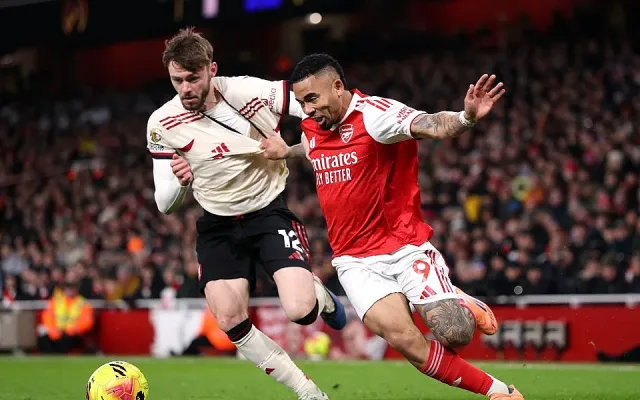 Скука на "Емирейтс": Арсенал и Ливърпул не се победиха