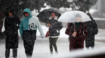 Зимна обстановка в София със сериозни предупреждения