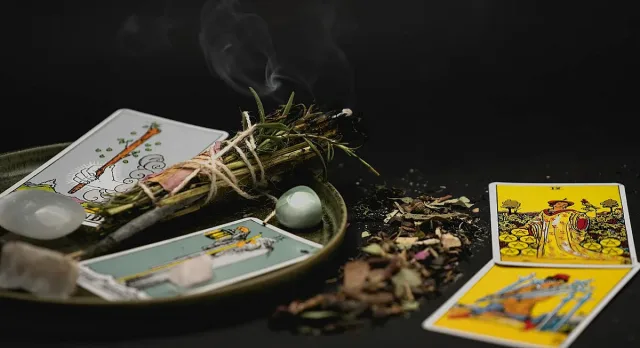 Таро прогноза за 2026 г. по месеца на раждане