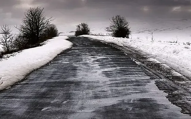 Полярен студ до часове! Идва най-опасното зимно явление