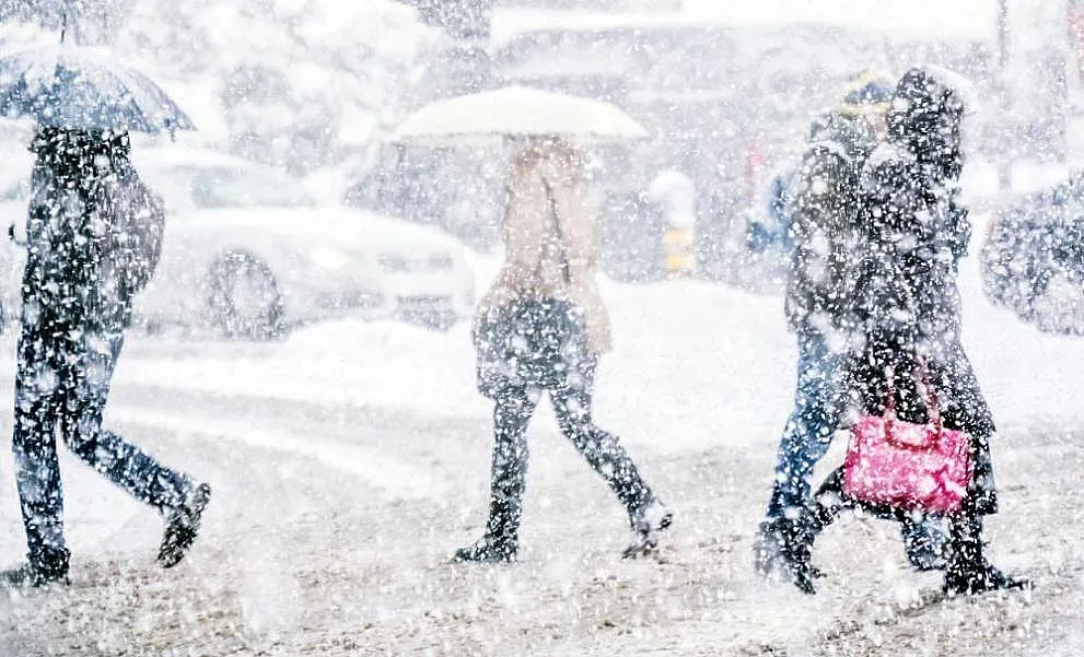 Нещо страшно става в Европа, пълзи насам