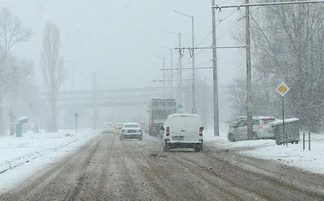 Обрат с времето! Идват сняг и адски студ