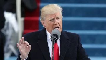 Тръмп към протеста в Иран: Идва помощ!