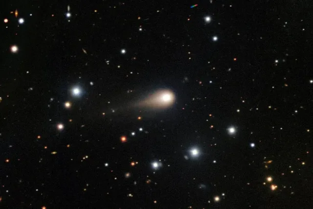 Нова заплаха от тайнствената комета. Учен бие тревога!