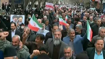 Протестите в Иран ескалират, режимът говори за „божии врагове“