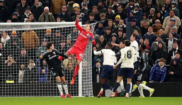 Скандал след мач в Лондон! Бесни обвинения към Тотнъм