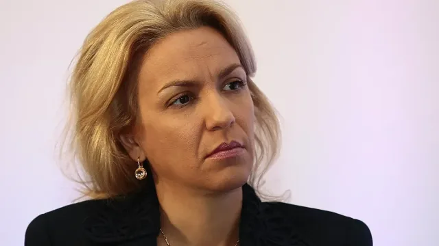 Банките се задръстиха от монети. Какво следва