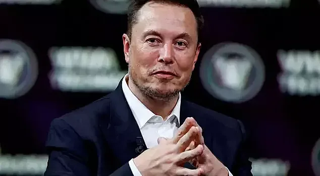 Мъск с шокиращ призив към младите лекари