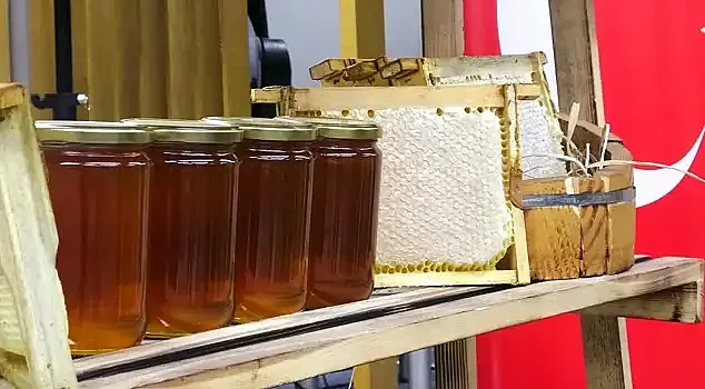 Куриоз! Най-скъпият мед е в града на солта