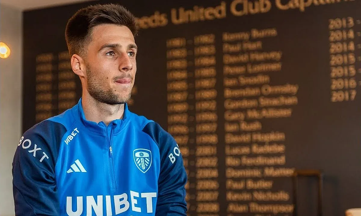 Български национали в центъра на жребия за Купата на Англия