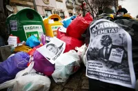 Боклукът взриви политиката в София! Пеевски иска оставката на кмета