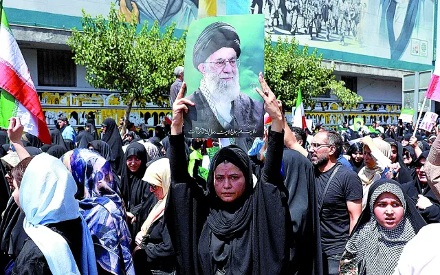 Тръмп направи обрат за Иран. Две причини 